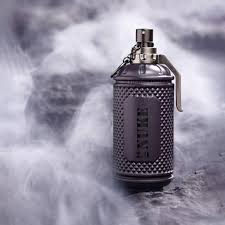 EAU DE PARFUM Nuke de FRAGRANCE WORLD con diseño elegante y fragancia intensa para uso diario