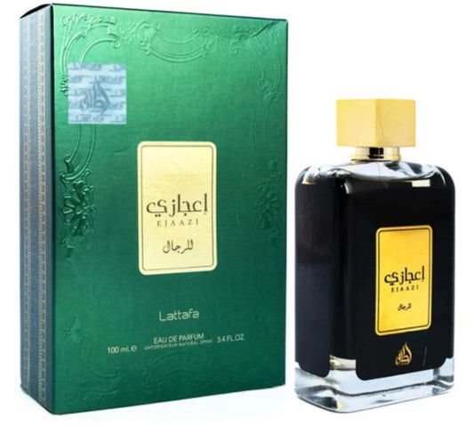 Eau de parfum Ejaazi de Lattafa para hombre con botella negra y tapa dorada junto a caja verde
