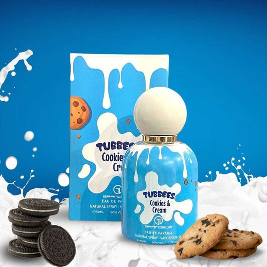 Eau de parfum Cookies & Cream de GRANDEUR con diseño azul y blanco, acompañado de galletas y crema